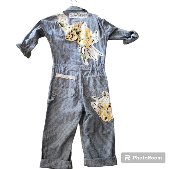 Jaded Gypsy jump suit - Picture 2 of 2